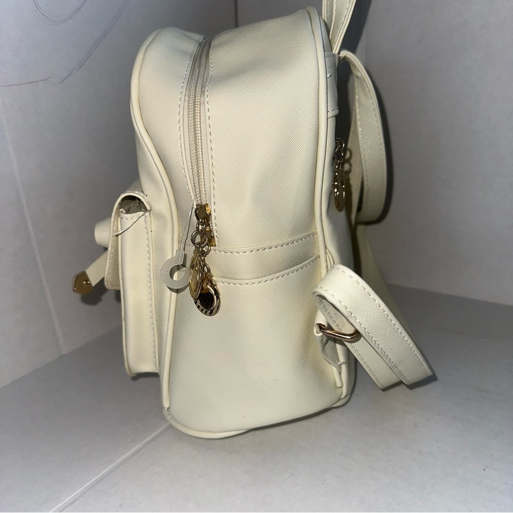 TIHAYNER - Cute leather backpack with bow for girls, mini backpack bag for women - Picture 2 of 9